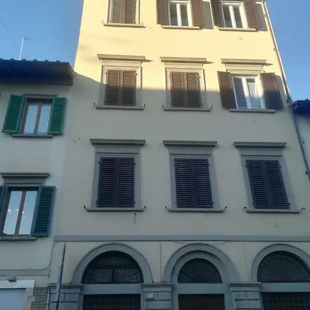 Oltrarno Lily * Florenz